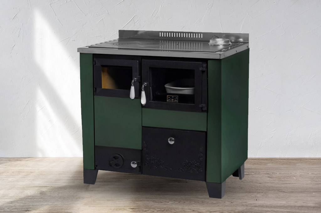 cucina a legna verde con forno